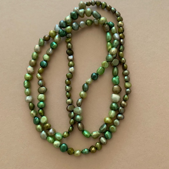Authentic fresh water pearl necklace earth - Picture 2 of 4